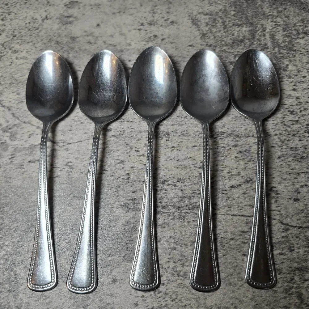 Oneida Needlepoint Beaded Artistry (5) Teaspoons 1881 Rogers Stainless Flatware